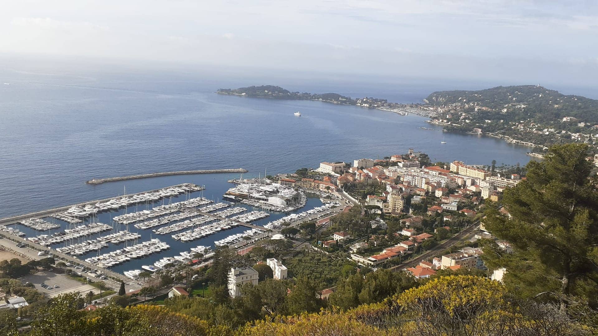 Couvreur à Beaulieu-sur-Mer, Alpes-Maritimes (06)