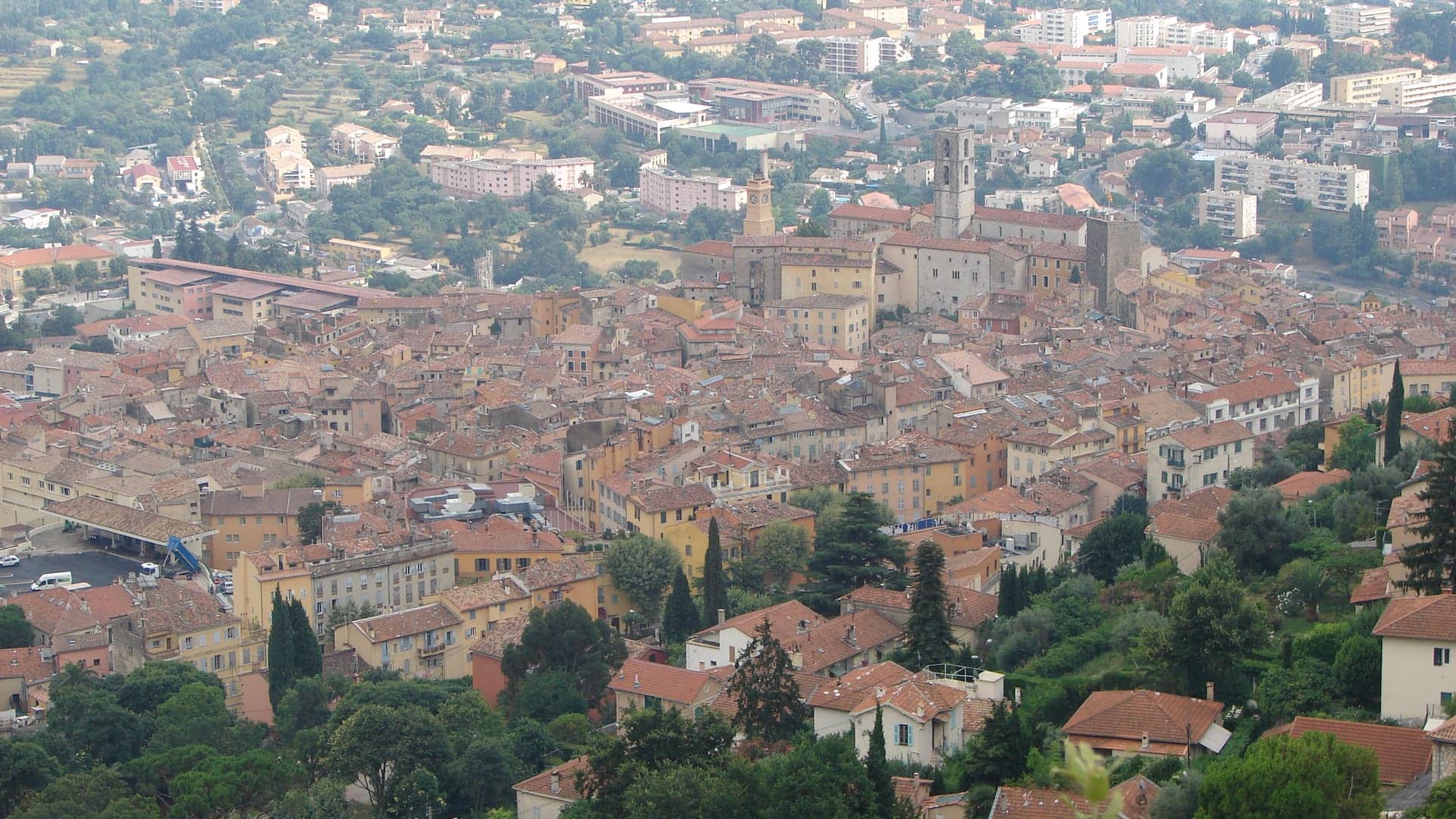 Couvreur à Grasse, Alpes-Maritimes (06)