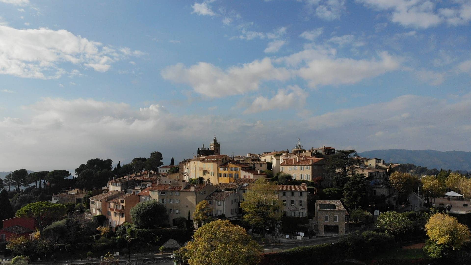Couvreur à Mougins, Alpes-Maritimes (06)